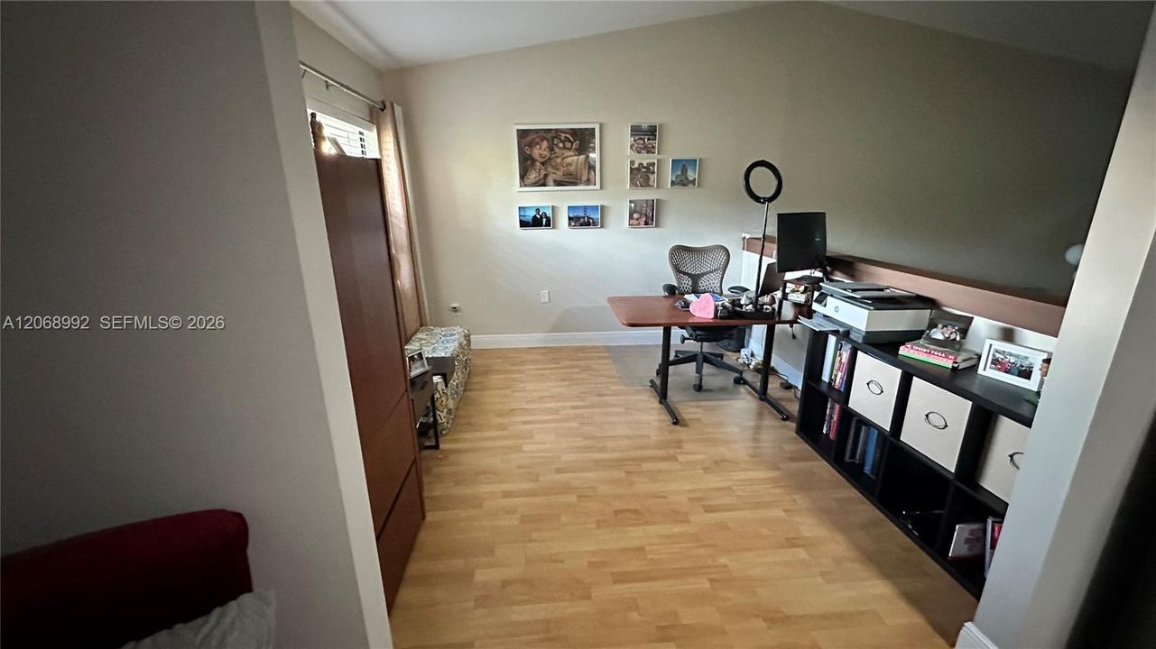Office- Den / Loft
