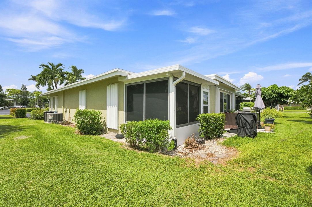 24-web-or-mls-2400-malayan-dr-94d