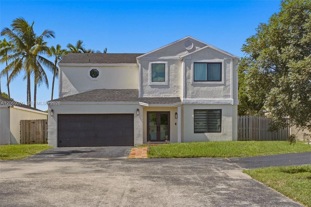 For Sale: $589,900 (3 beds, 2 baths, 1927 Square Feet)