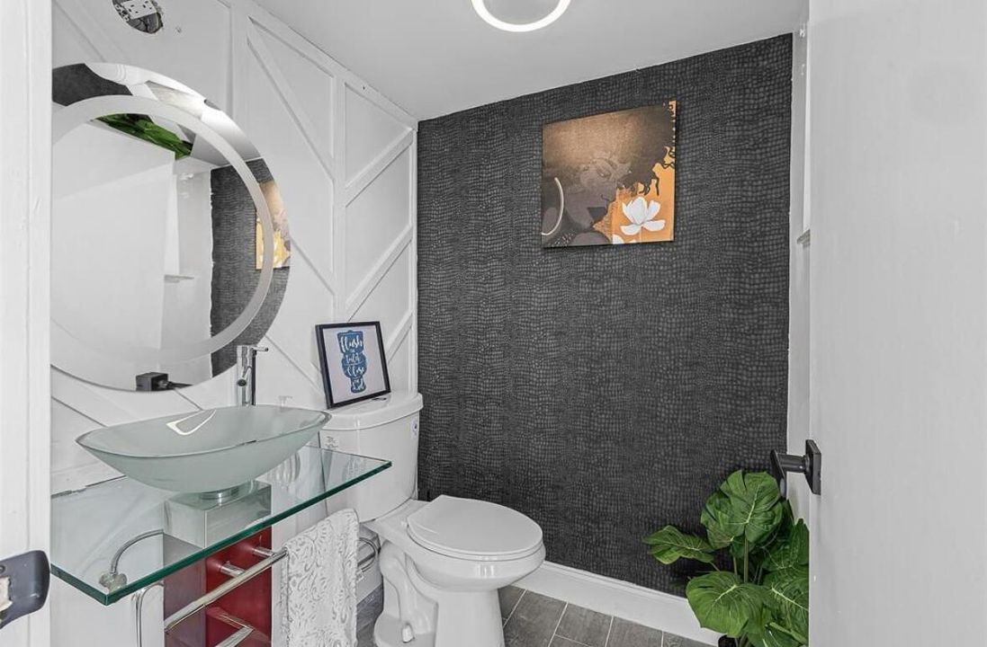 Half bath 1