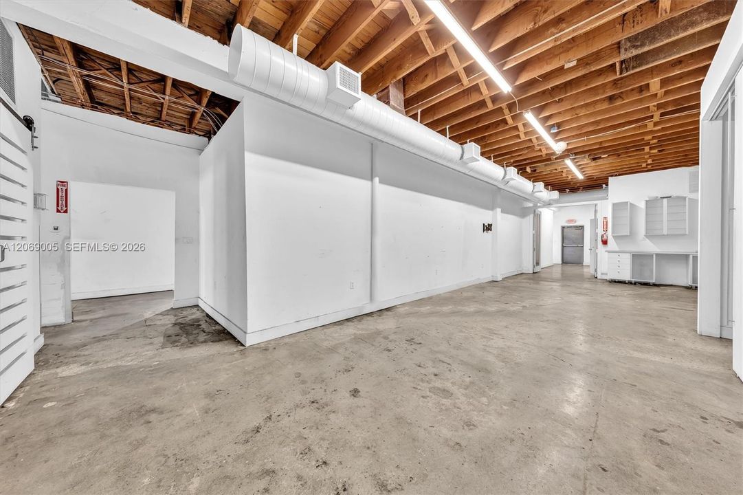 Office/Warehouse Suite