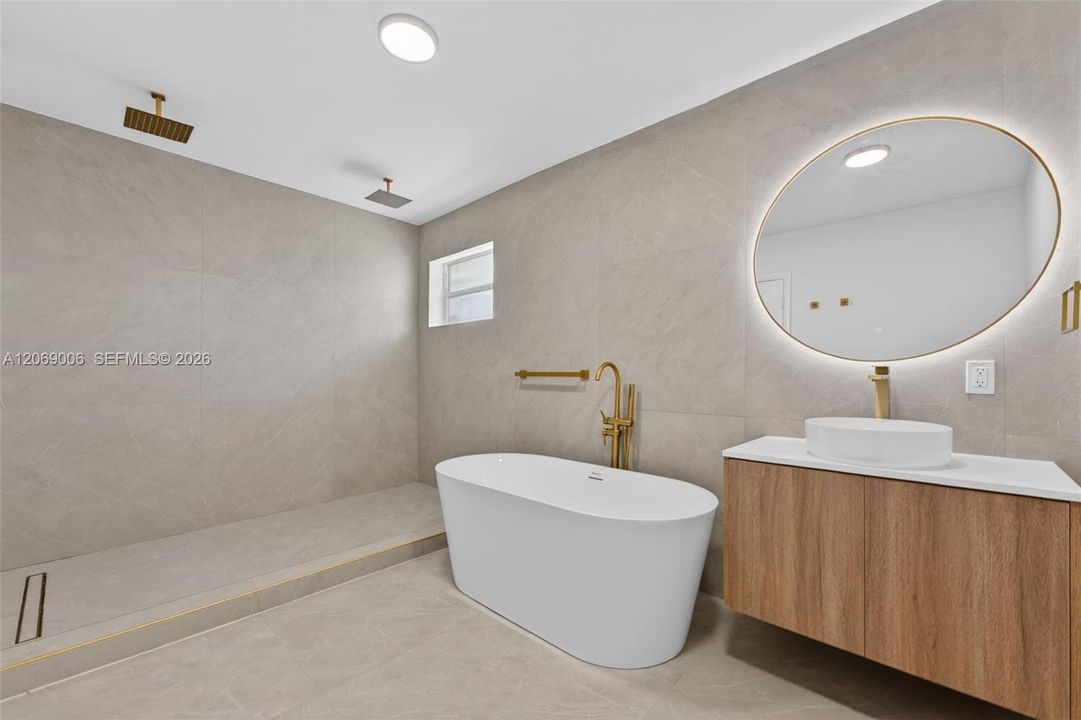 For Sale: $965,000 (4 beds, 2 baths, 1930 Square Feet)