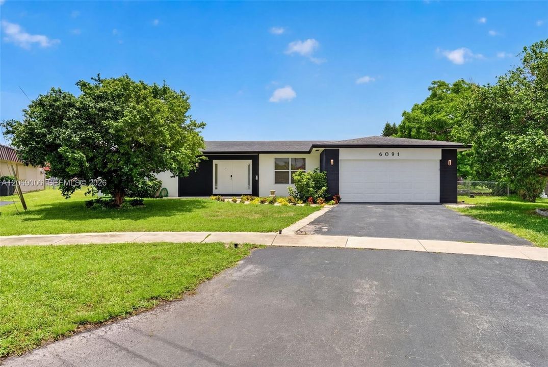 For Sale: $965,000 (4 beds, 2 baths, 1930 Square Feet)