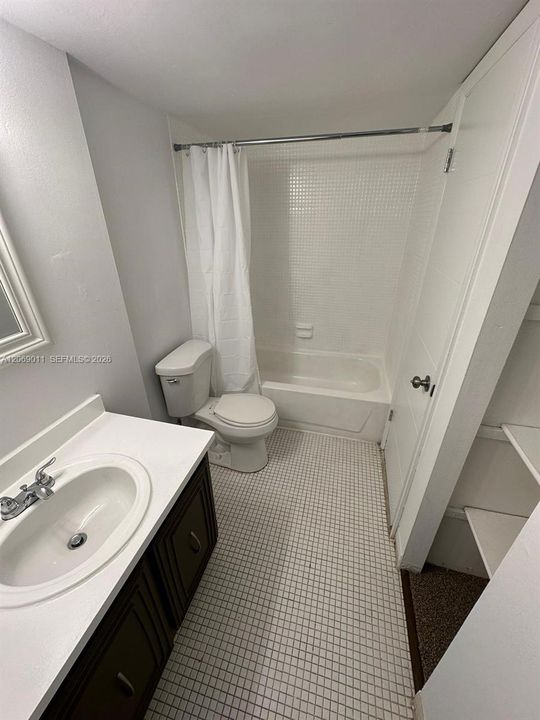 En Renta: $1,600 (1 camas, 1 baños, 826 Pies cuadrados)