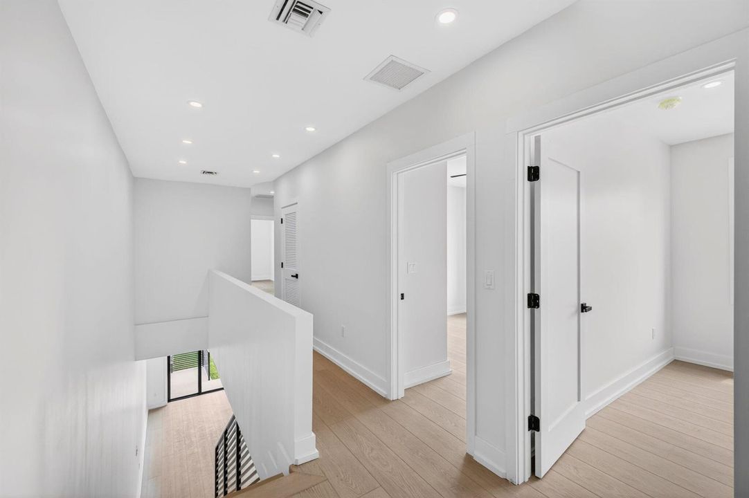 24-web-or-mls-699A8680