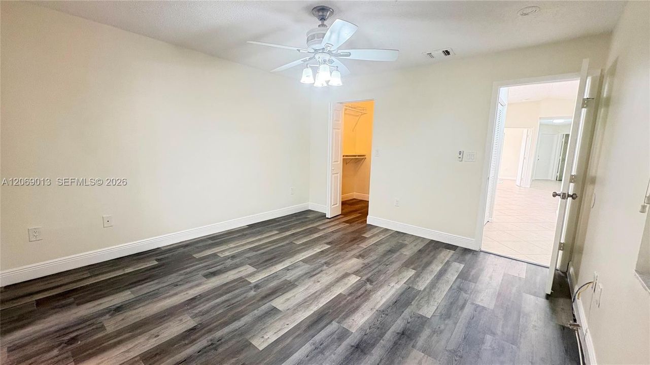 For Rent: $3,800 (3 beds, 2 baths, 1360 Square Feet)