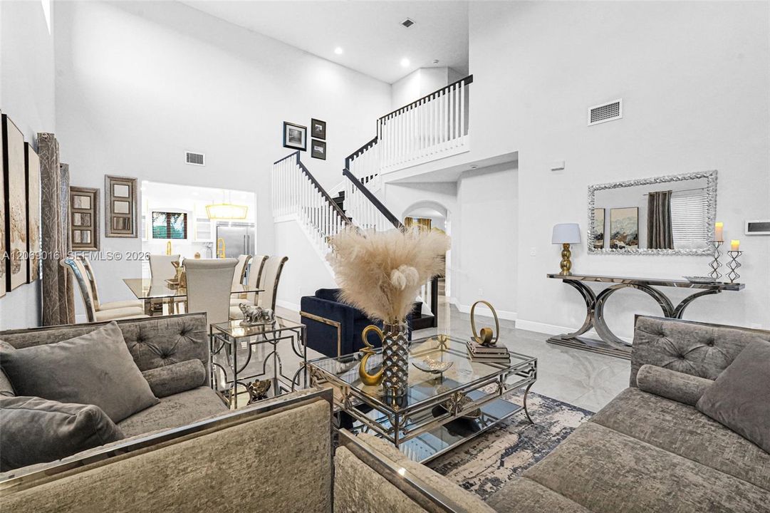 En Venta: $1,299,000 (6 camas, 4 baños, 0 Pies cuadrados)