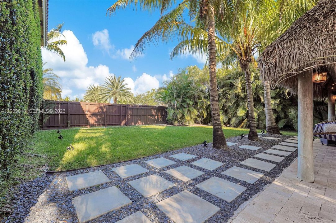 En Venta: $1,299,000 (6 camas, 4 baños, 0 Pies cuadrados)