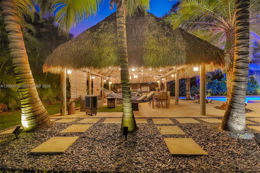 En Venta: $1,299,000 (6 camas, 4 baños, 0 Pies cuadrados)