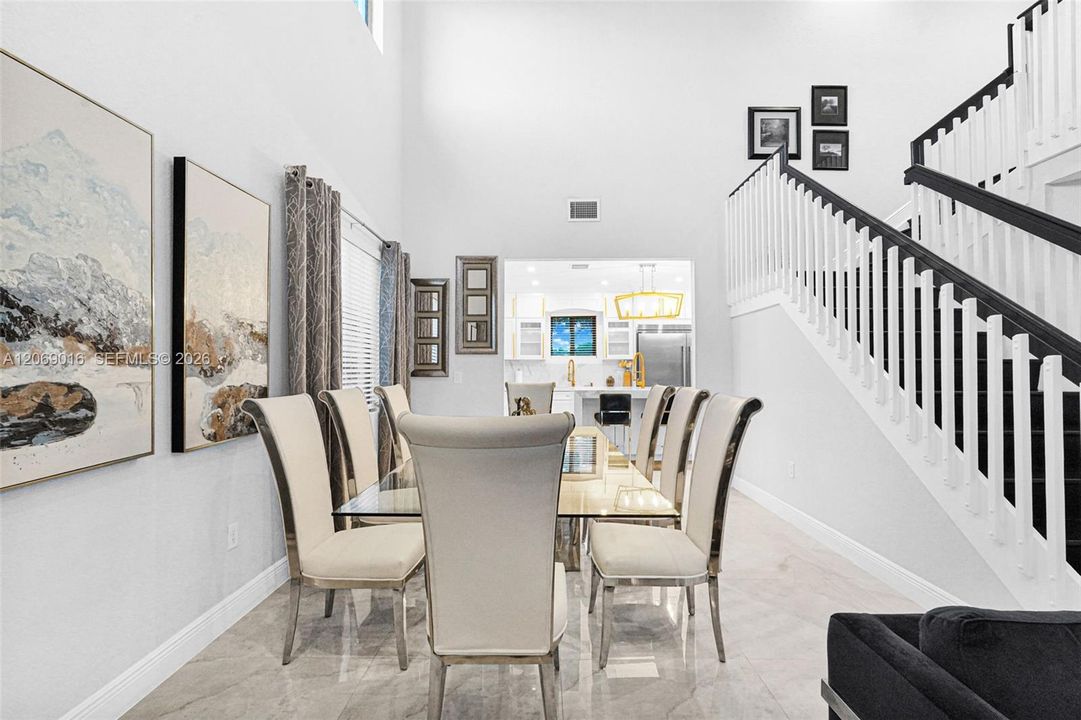 En Venta: $1,299,000 (6 camas, 4 baños, 0 Pies cuadrados)