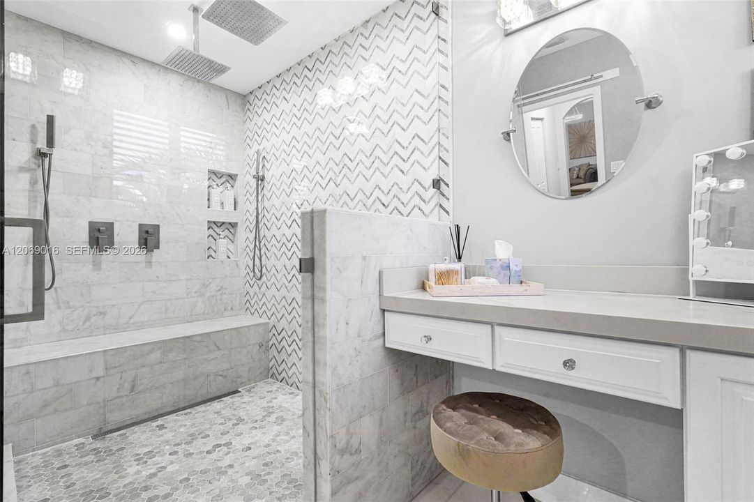 En Venta: $1,299,000 (6 camas, 4 baños, 0 Pies cuadrados)
