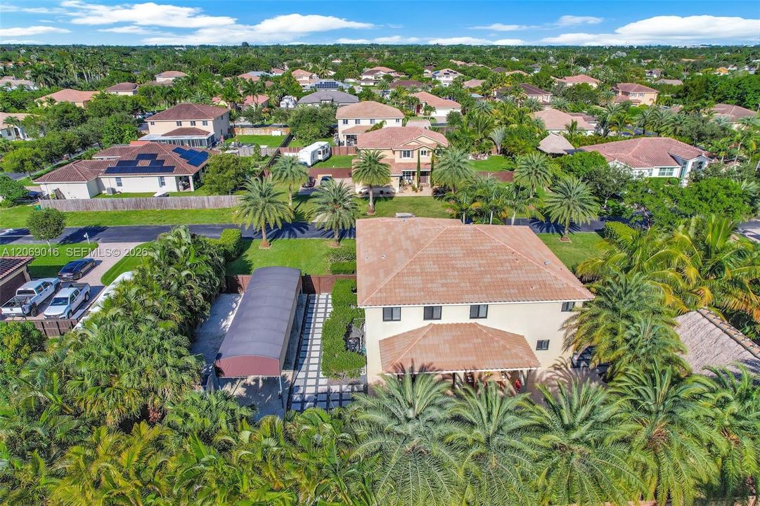 En Venta: $1,299,000 (6 camas, 4 baños, 0 Pies cuadrados)