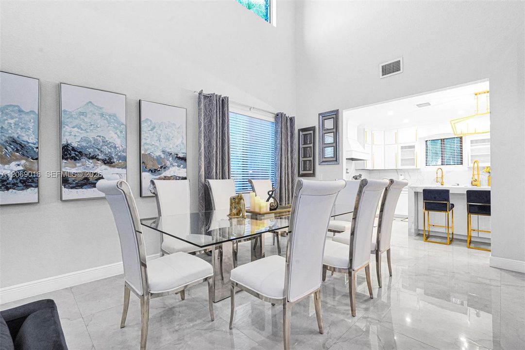 En Venta: $1,299,000 (6 camas, 4 baños, 0 Pies cuadrados)