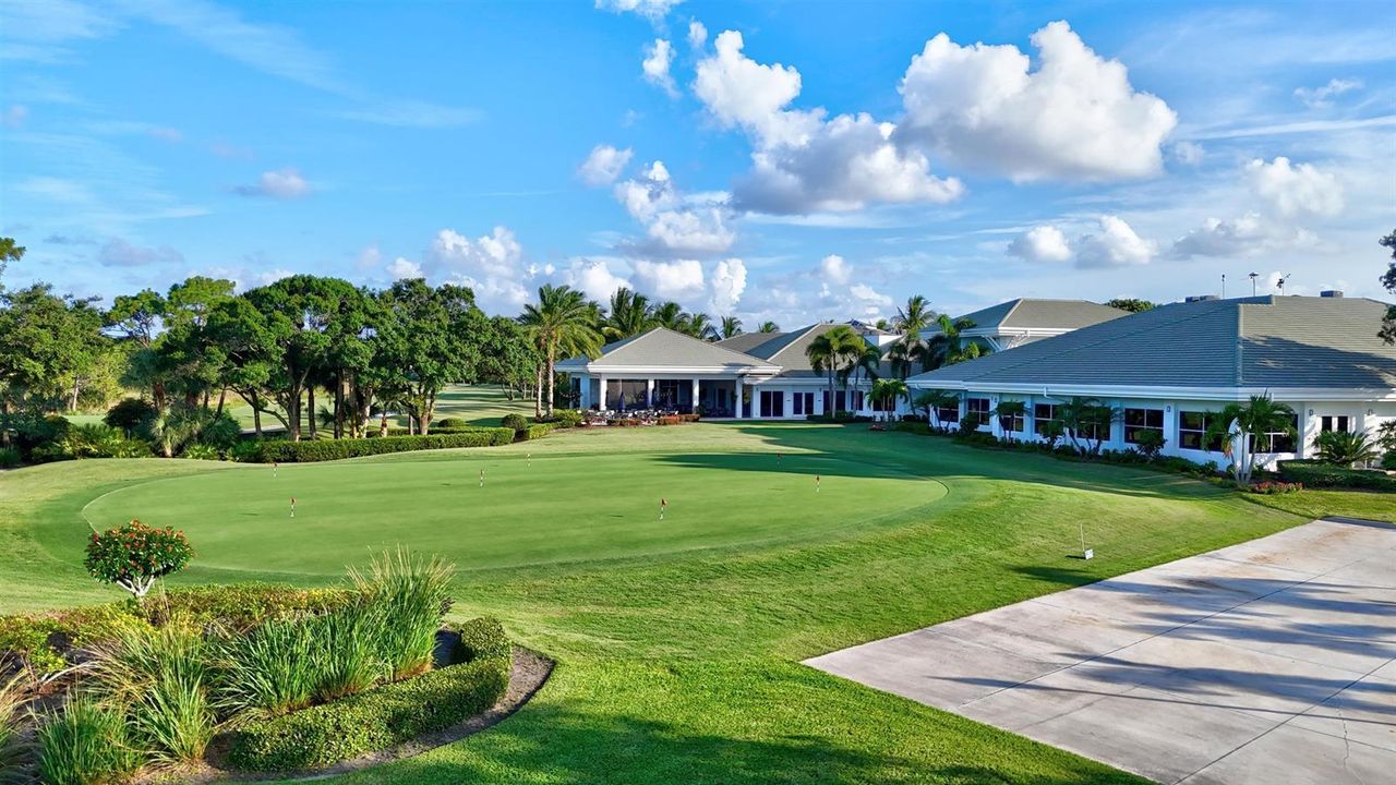 Putting Green & Driving Range