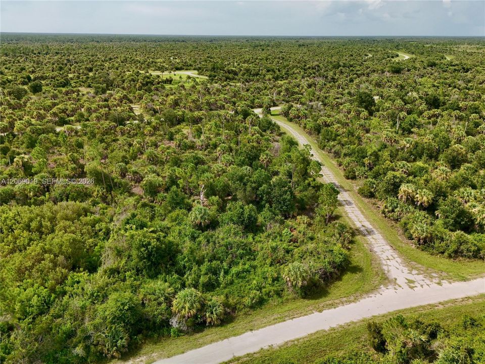 待售: $18,000 (0.23 acres)