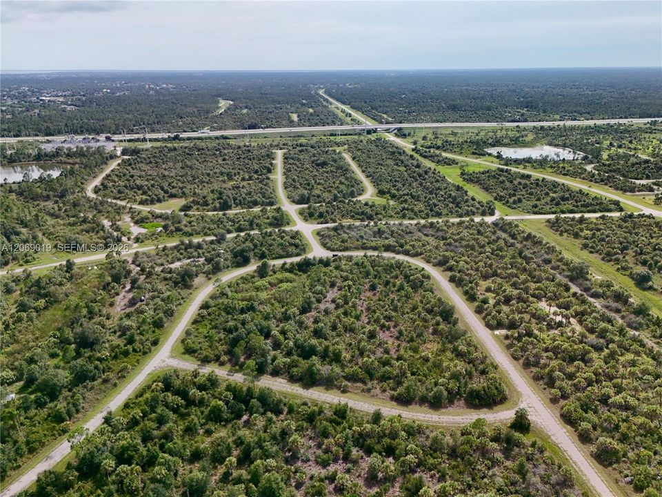 待售: $18,000 (0.23 acres)