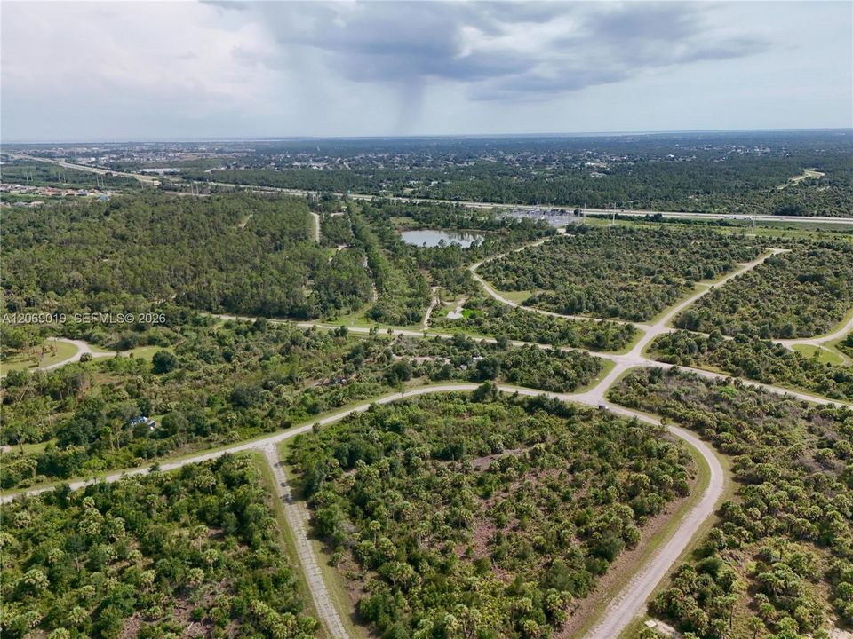 待售: $18,000 (0.23 acres)