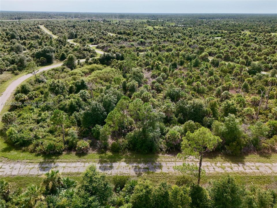 待售: $18,000 (0.23 acres)