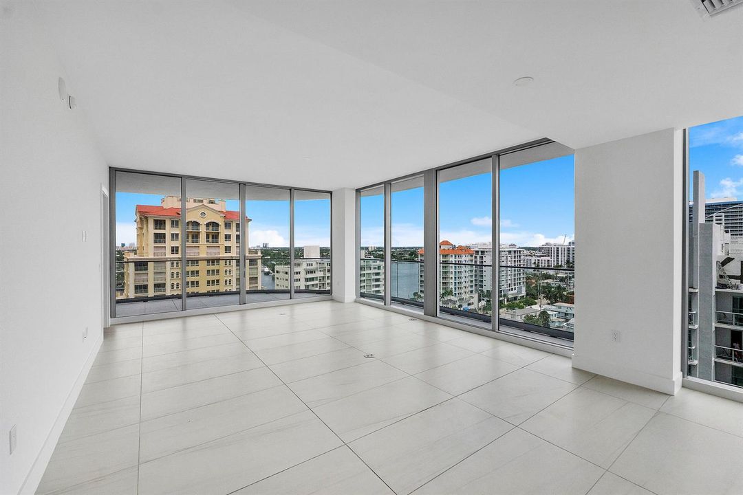 151 N Seabreeze Blvd u1003_009