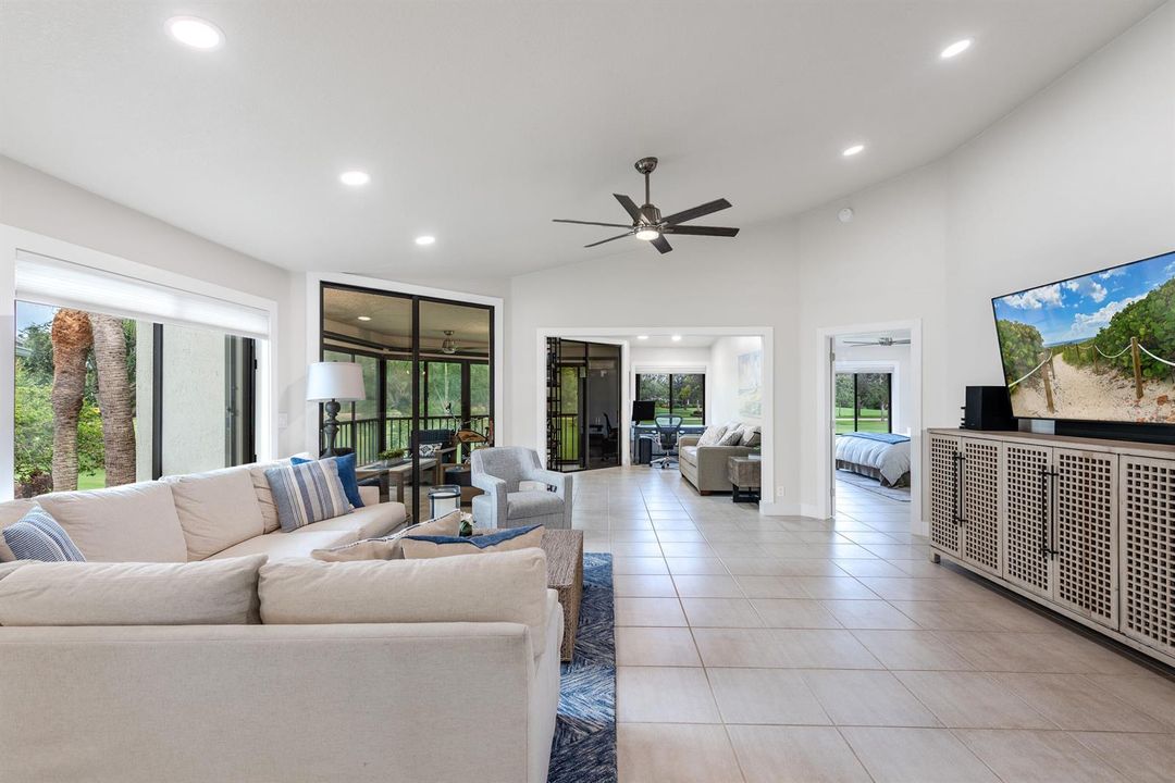 16001LochKatrineTrail#7303-15