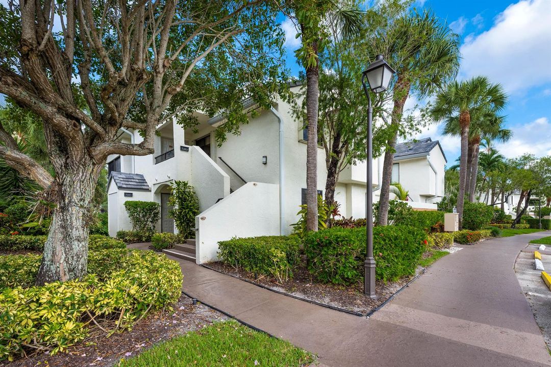 16001LochKatrineTrail#7303-27