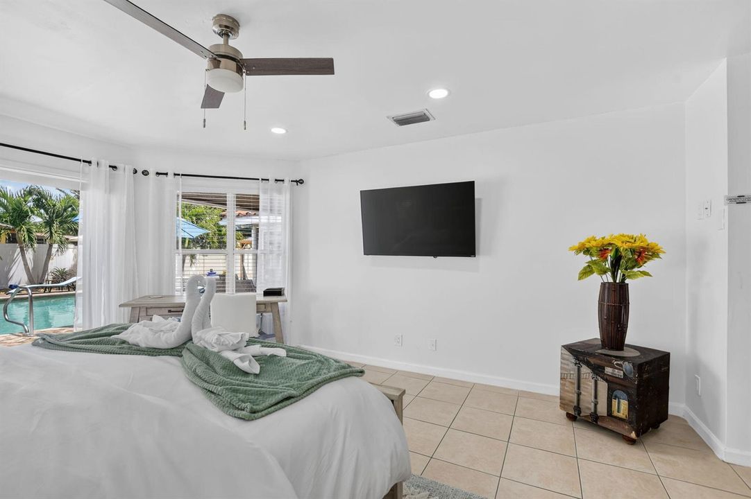 Principal bedroom