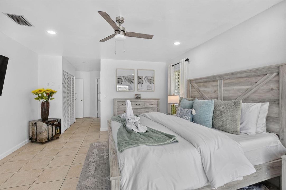 Principal bedroom