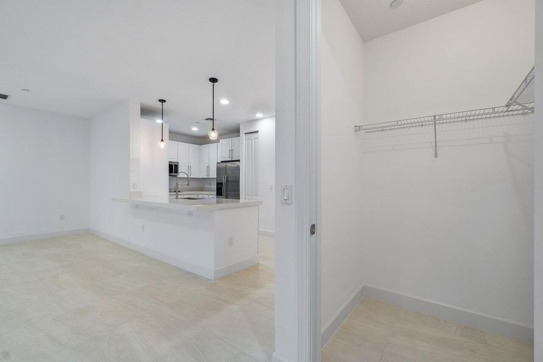 013-4886Northwest16thAvenue-BocaRaton-FL
