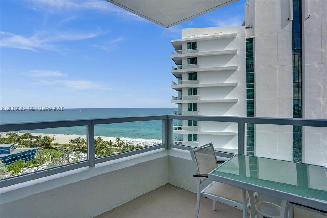 For Rent: $9,000 (1 beds, 2 baths, 1000 Square Feet)