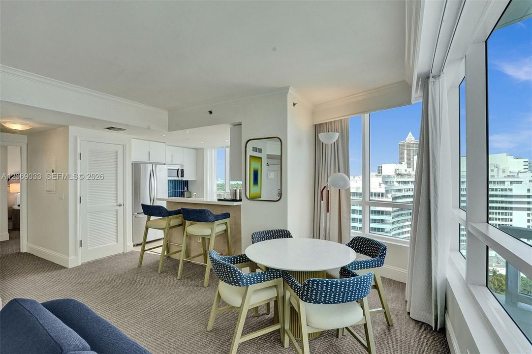 For Rent: $9,000 (1 beds, 2 baths, 1000 Square Feet)