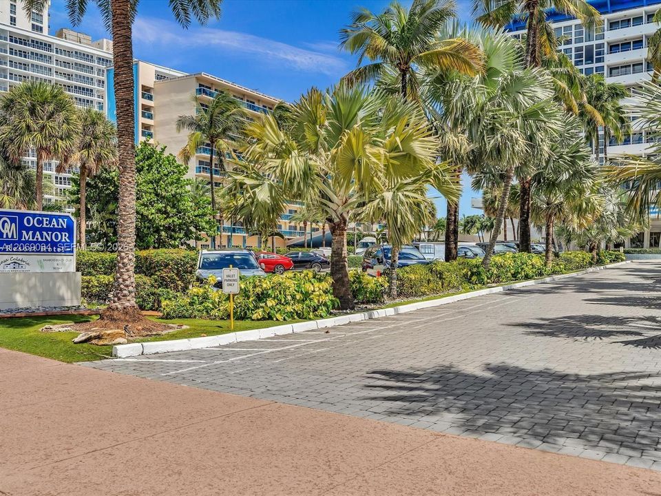 На продажу: $649,999 (2 спален, 2 ванн, 1320 Квадратных фут)
