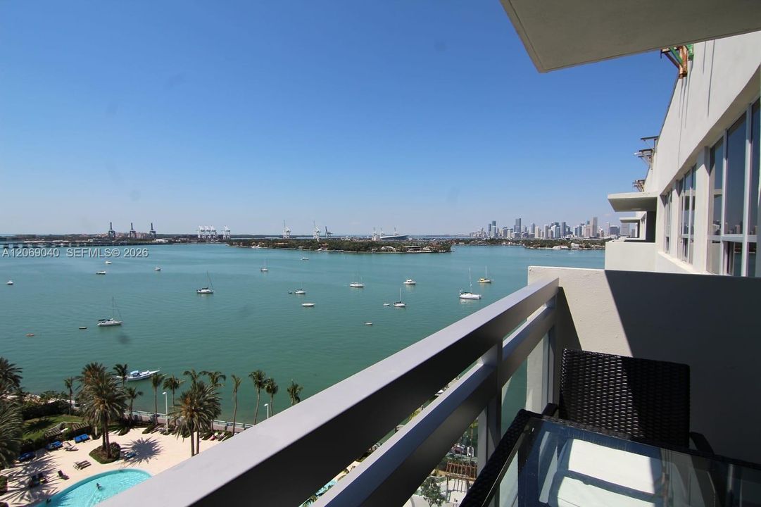 En Venta: $775,000 (2 camas, 2 baños, 1072 Pies cuadrados)