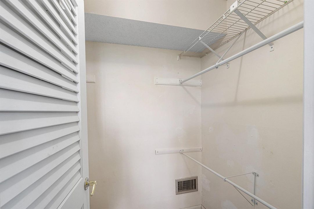 Walk In Closet