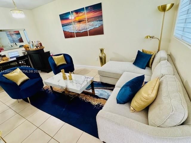 For Sale: $239,900 (3 beds, 2 baths, 1166 Square Feet)