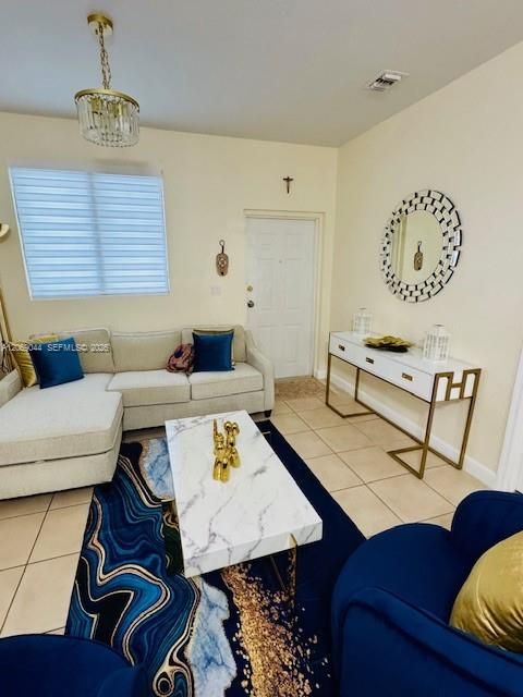 For Sale: $239,900 (3 beds, 2 baths, 1166 Square Feet)