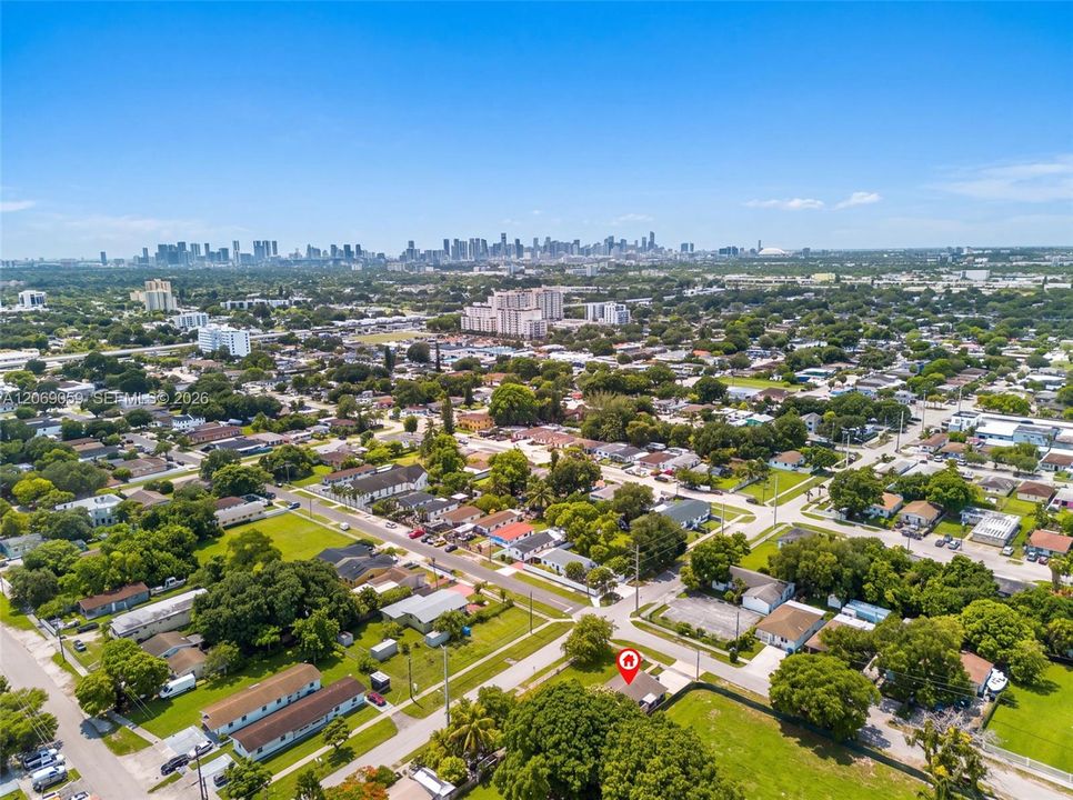 For Sale: $549,500 (3 beds, 2 baths, 1656 Square Feet)