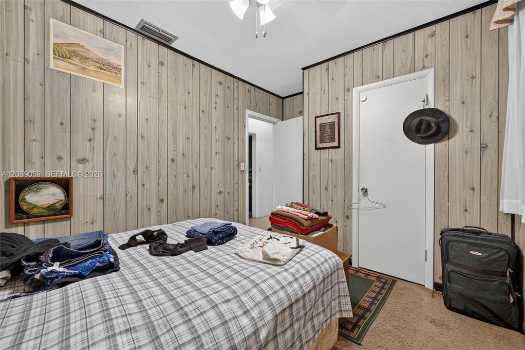For Sale: $549,500 (3 beds, 2 baths, 1656 Square Feet)