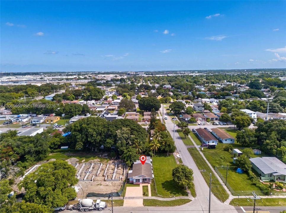 For Sale: $549,500 (3 beds, 2 baths, 1656 Square Feet)