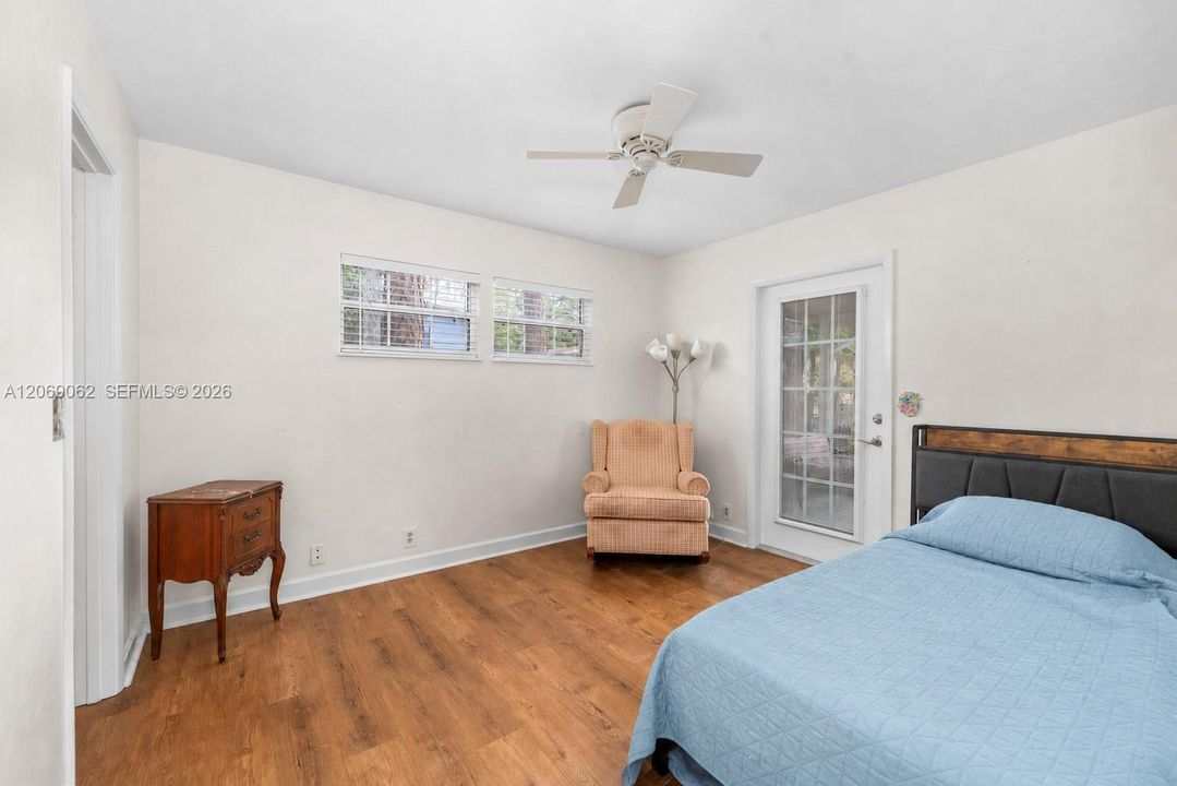 For Sale: $218,000 (2 beds, 2 baths, 1152 Square Feet)