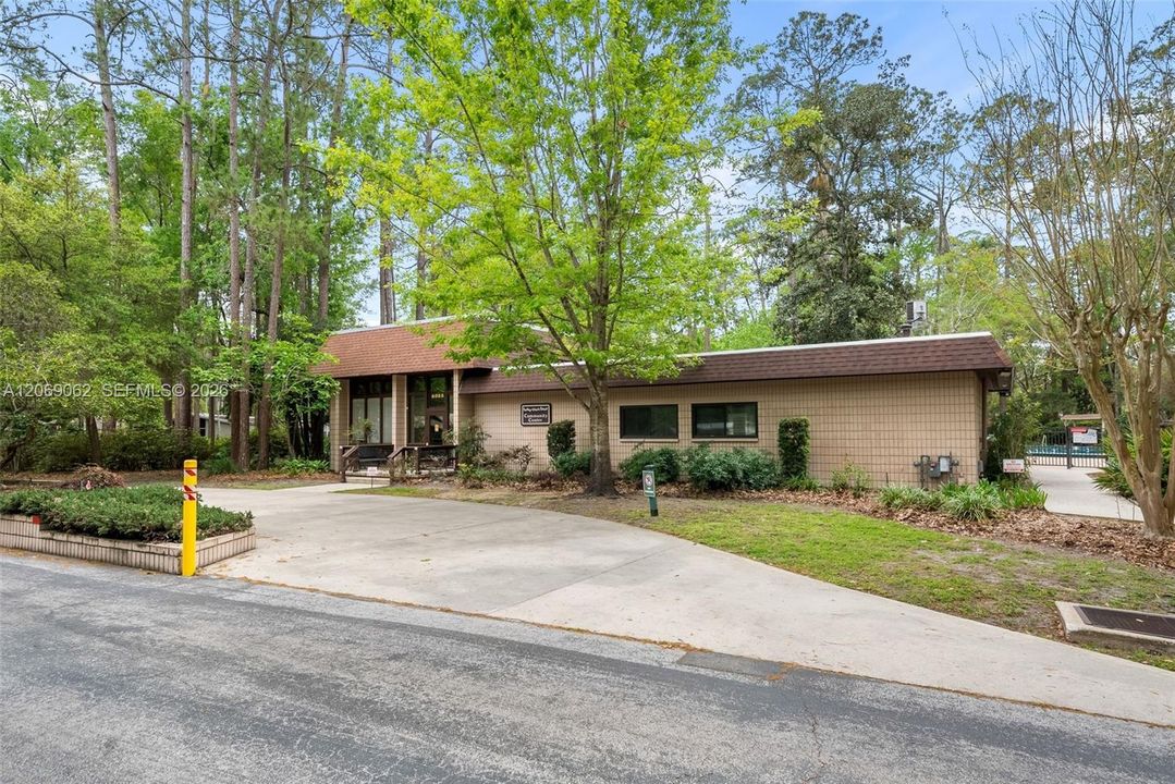 For Sale: $218,000 (2 beds, 2 baths, 1152 Square Feet)