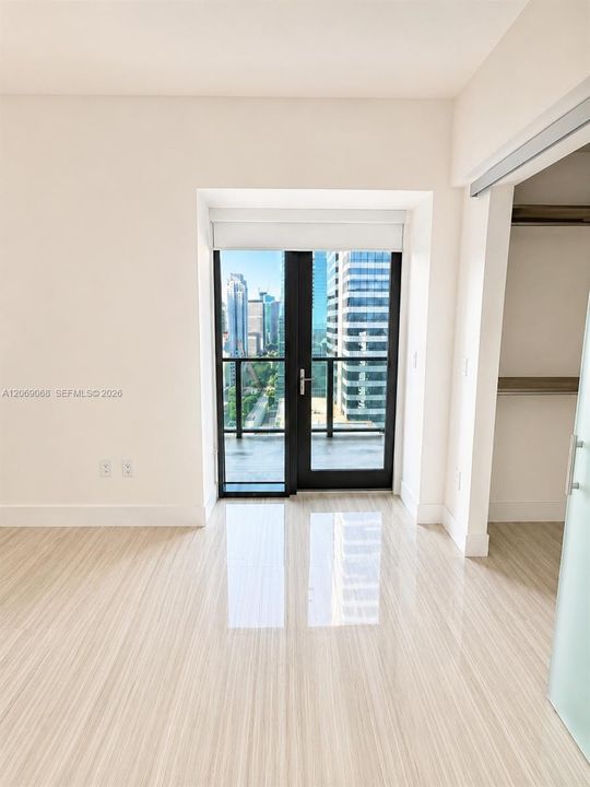 For Sale: $815,000 (1 beds, 1 baths, 792 Square Feet)