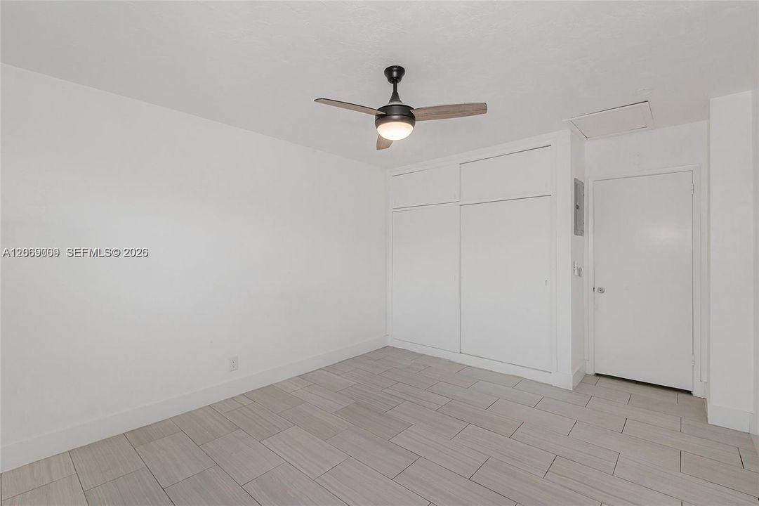 For Rent: $1,600 (1 beds, 1 baths, 580 Square Feet)