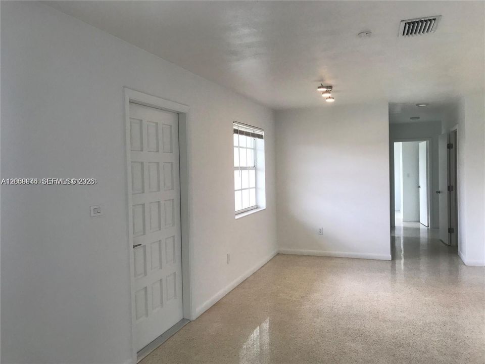 For Sale: $755,000 (4 beds, 2 baths, 1598 Square Feet)