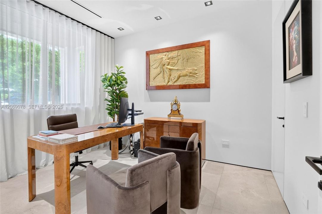 For Sale: $2,750,000 (4 beds, 5 baths, 3544 Square Feet)
