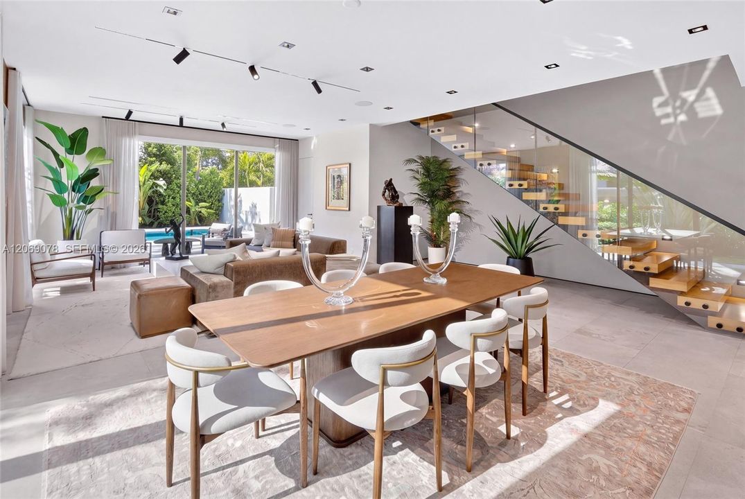 For Sale: $2,750,000 (4 beds, 5 baths, 3544 Square Feet)