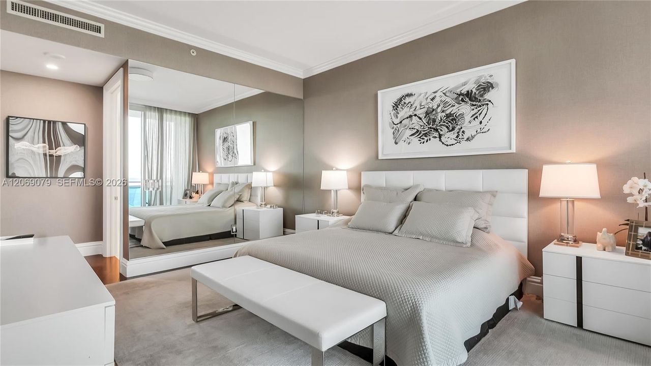For Sale: $3,650,000 (2 beds, 2 baths, 1913 Square Feet)