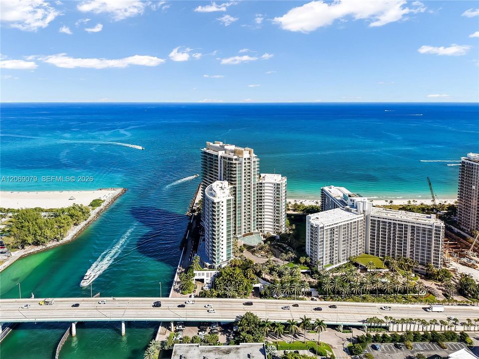 For Sale: $3,650,000 (2 beds, 2 baths, 1913 Square Feet)
