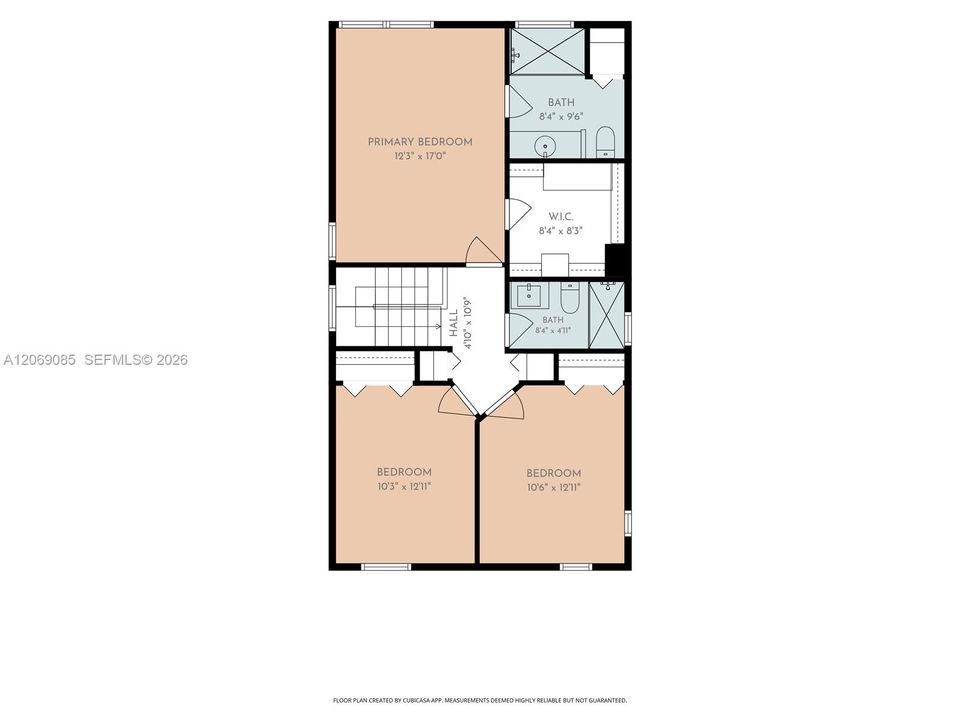 En Venta: $699,000 (4 camas, 4 baños, 2051 Pies cuadrados)