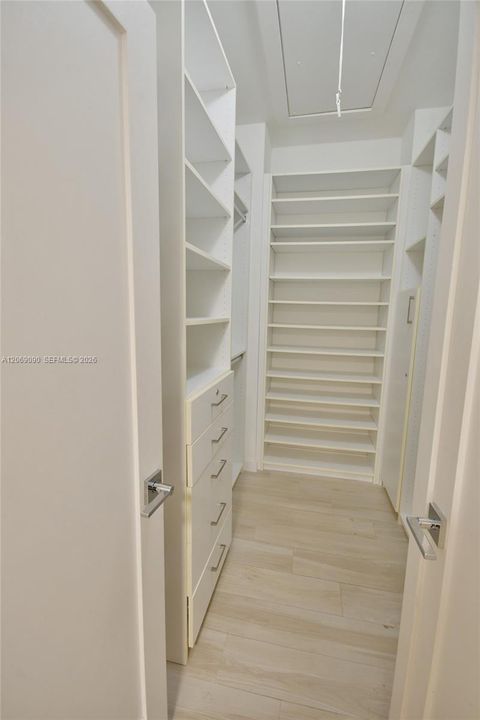 В аренду: $7,500 (3 спален, 2 ванн, 1734 Квадратных фут)