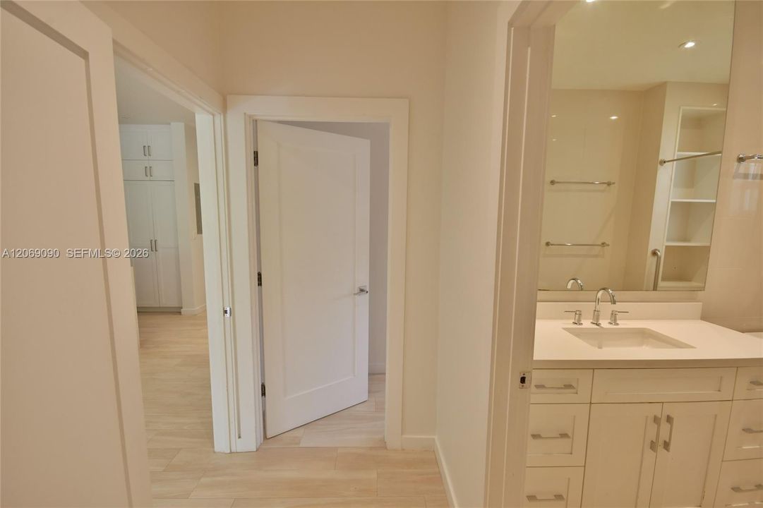 В аренду: $7,500 (3 спален, 2 ванн, 1734 Квадратных фут)